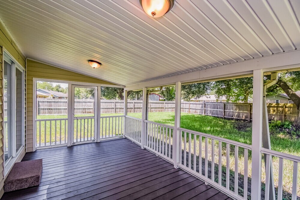 Building Photo - 1755 Farm Way
