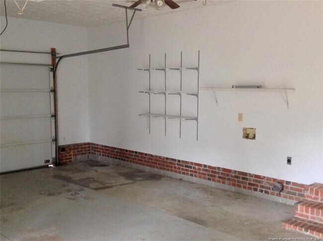 Building Photo - 51 Longleaf Cir