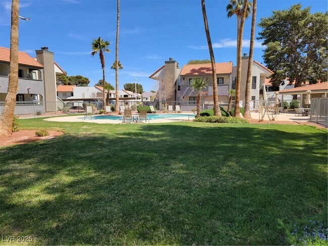 Building Photo - 3311 Sunfish Dr