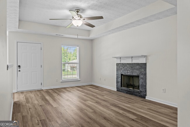 Building Photo - 1091 Creek Point Dr