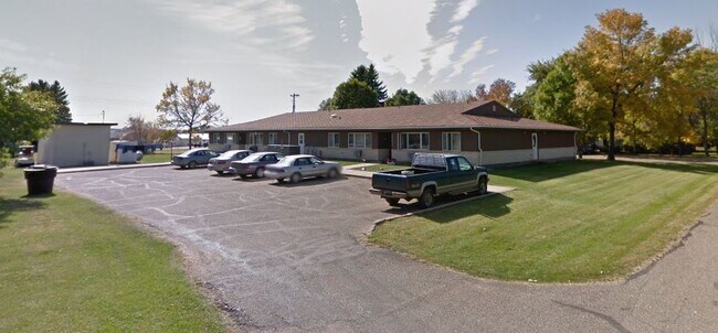 Primary Photo - 121 1st Ave NE