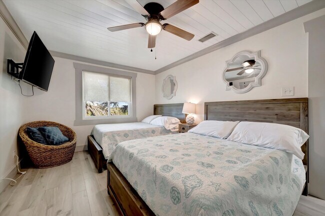 Building Photo - 18720 Gulf Blvd