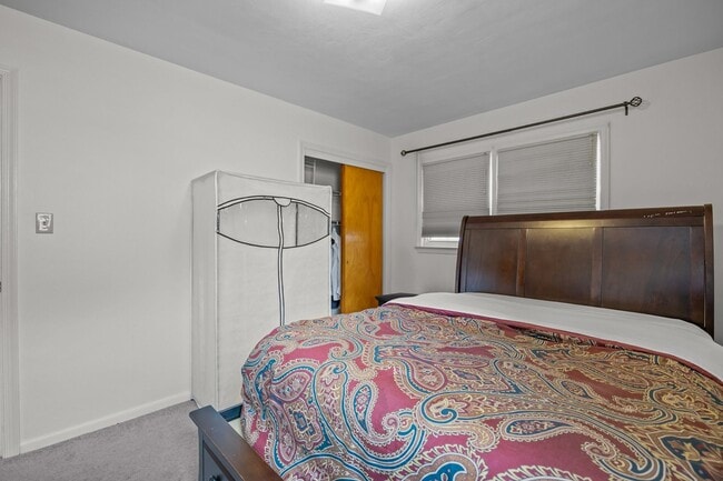 Building Photo - Spacious Virginia Beach Home for Rent – 3 ...