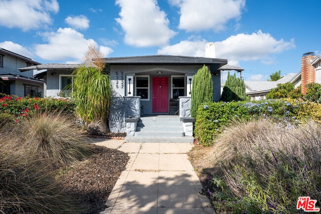 Primary Photo - 5325 9th Ave