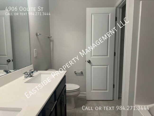Building Photo - 4906 Oolite St