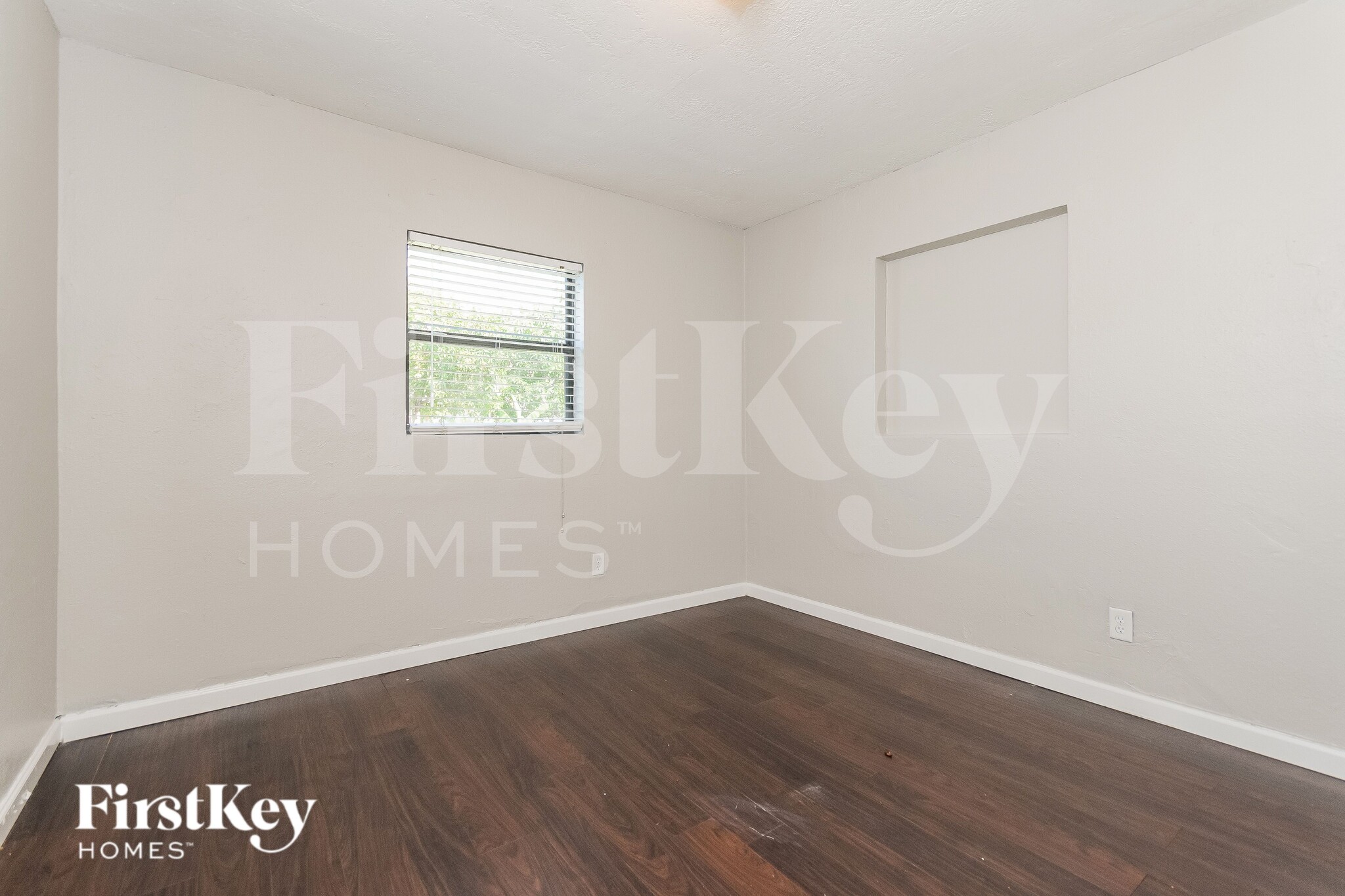 Building Photo - 7706 Aviano Ave
