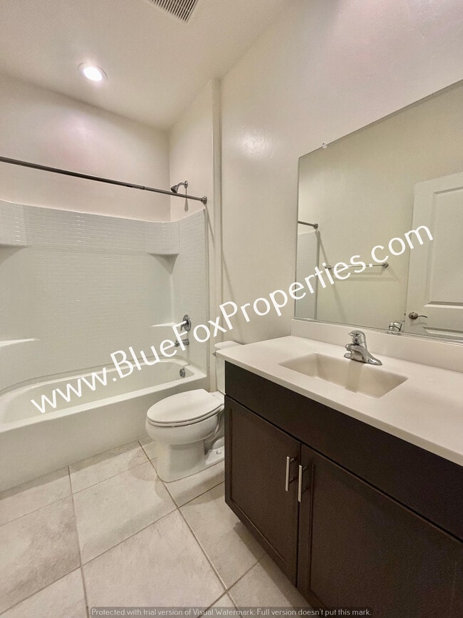 Building Photo - 7702 S Via Casa De Campo