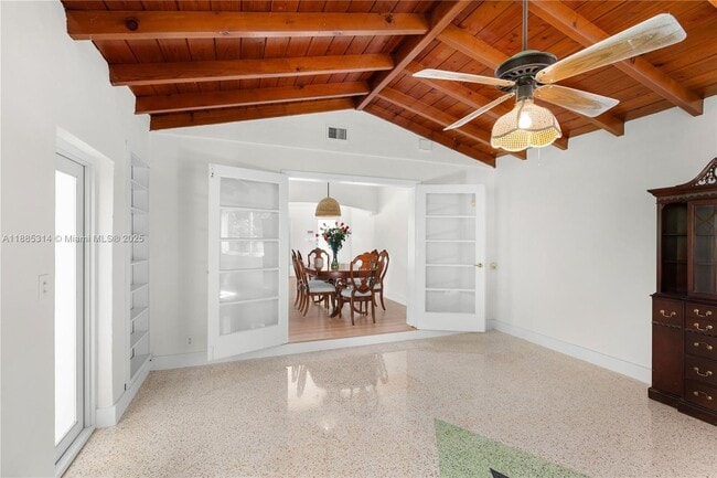 Building Photo - 3018 Coconut Grove Dr