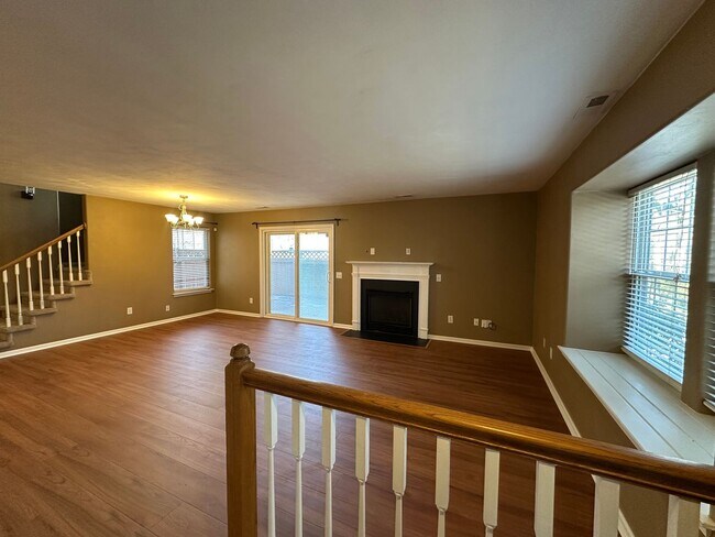 Building Photo - 123 Locust Ln