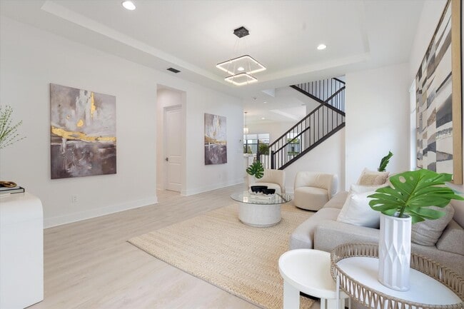 Building Photo - 13211 Artisan Cir