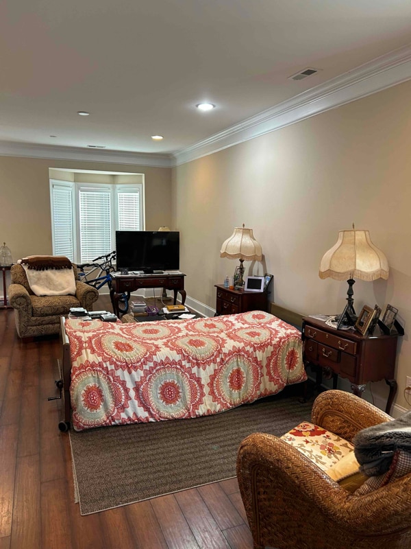 Building Photo - 400 Armour St