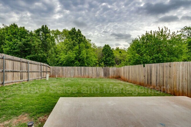Building Photo - 13508 Vinita Dr