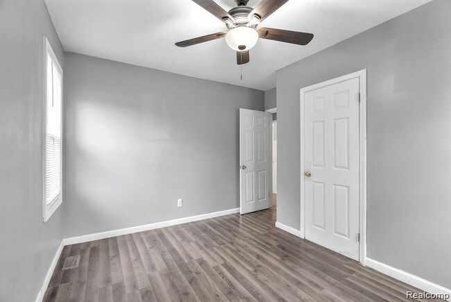 Building Photo - 15852 Washburn St