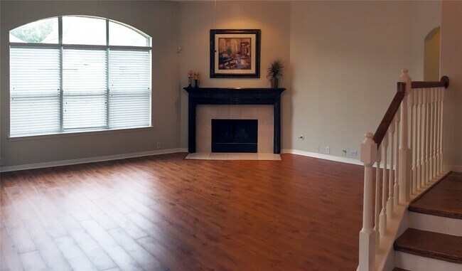 Building Photo - 11218 Timbertree Ln