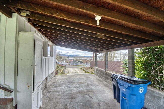 Building Photo - Camas Schools - Downtown Camas House