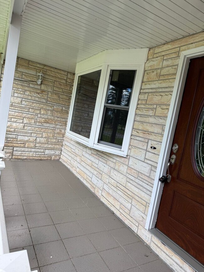 Building Photo - Charming 3 bedroom home for rent.