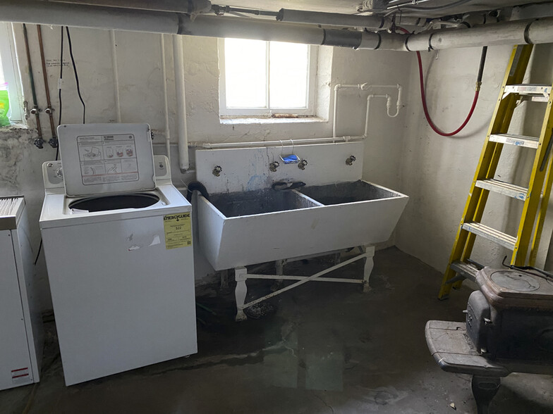 Basement Laundry - 220 Park Ave