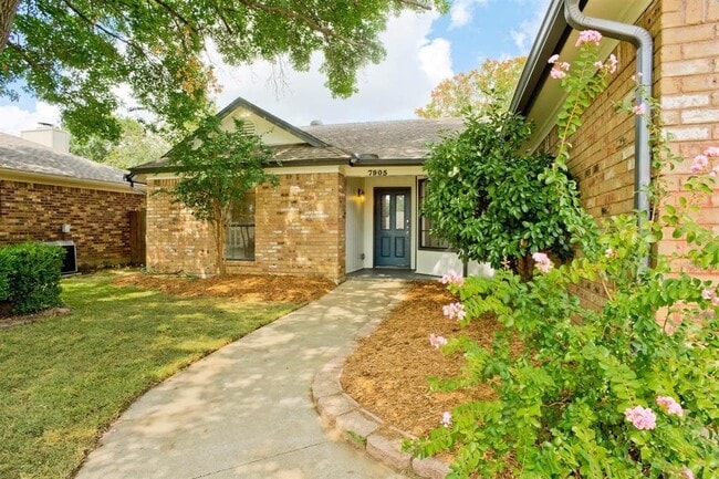Building Photo - 7905 Lazy Brook Dr