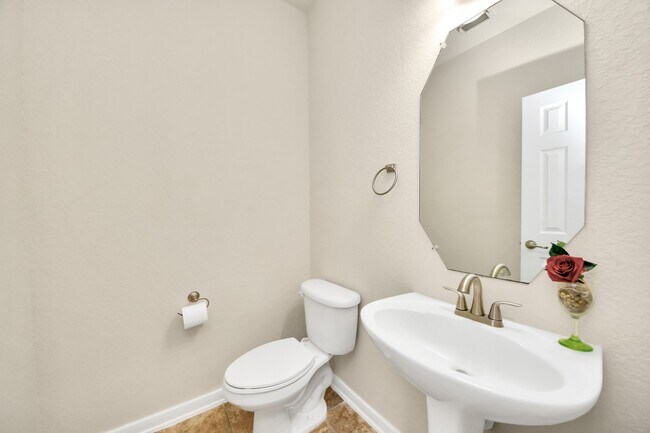 Building Photo - 8627 Sweet Pasture Dr