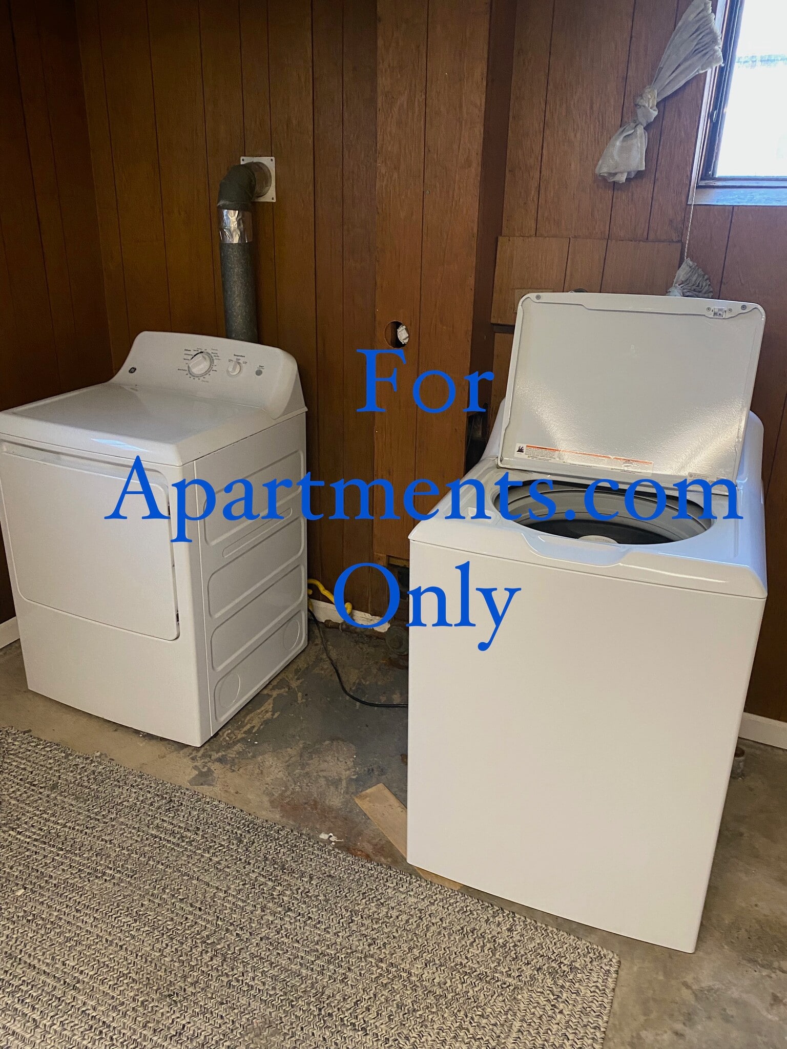 Building Photo - 105 Hunt Ave