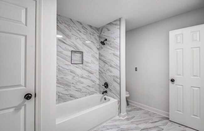 Building Photo - 8667 Havenhurts Dr Germantown, TN 38138