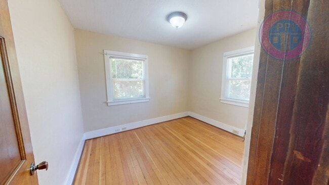 Building Photo - 5329 N Willamette Blvd