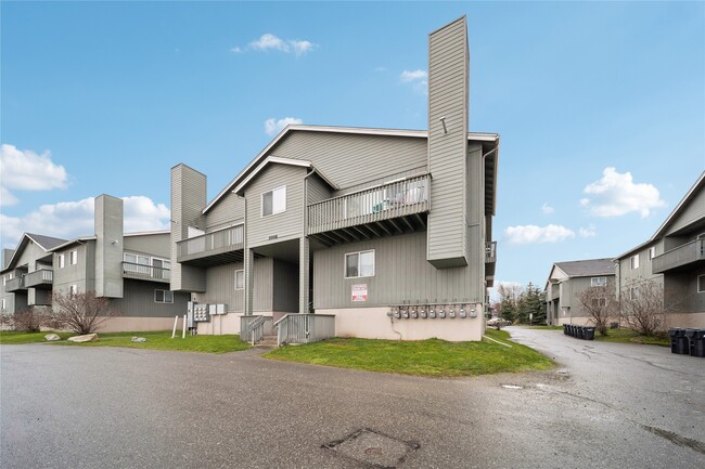 Building Photo - 9905 William Jones Cir