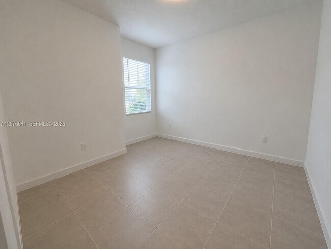 Building Photo - 1706 Pelican Post Pl