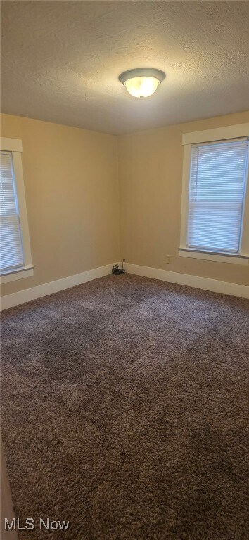 Building Photo - 920 Redfern Ave