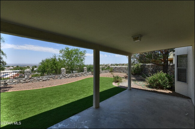Building Photo - 829 Dulce Tierra Dr