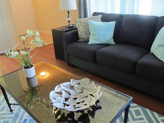 Building Photo - 3006 Thicket Path Way