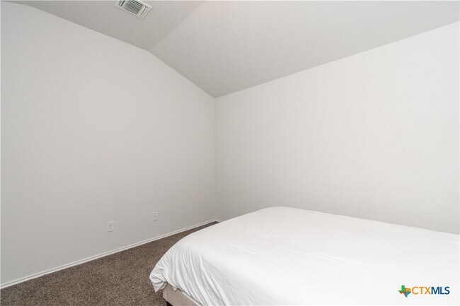 Building Photo - 3905 Anvil Range Rd