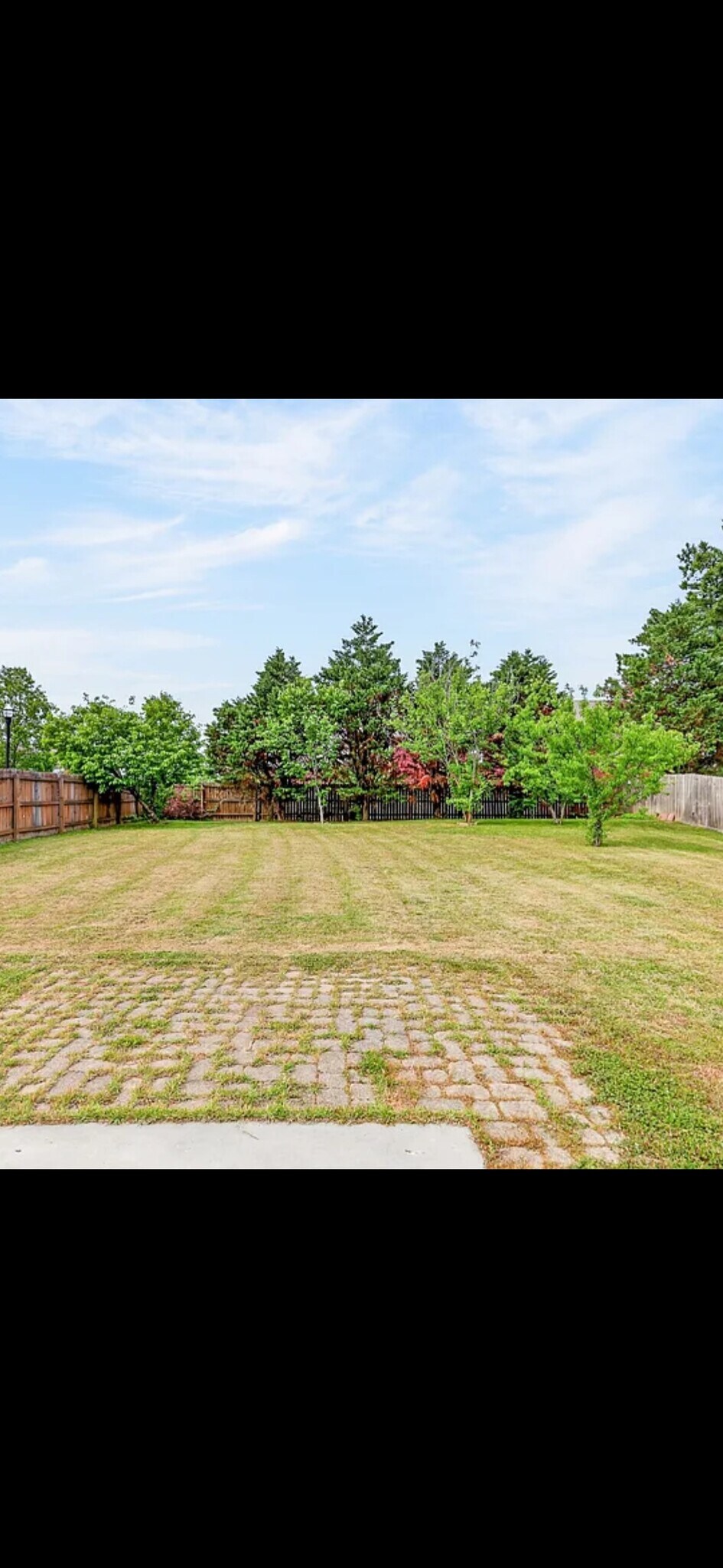 Building Photo - 7296 Autumn Crossing Way