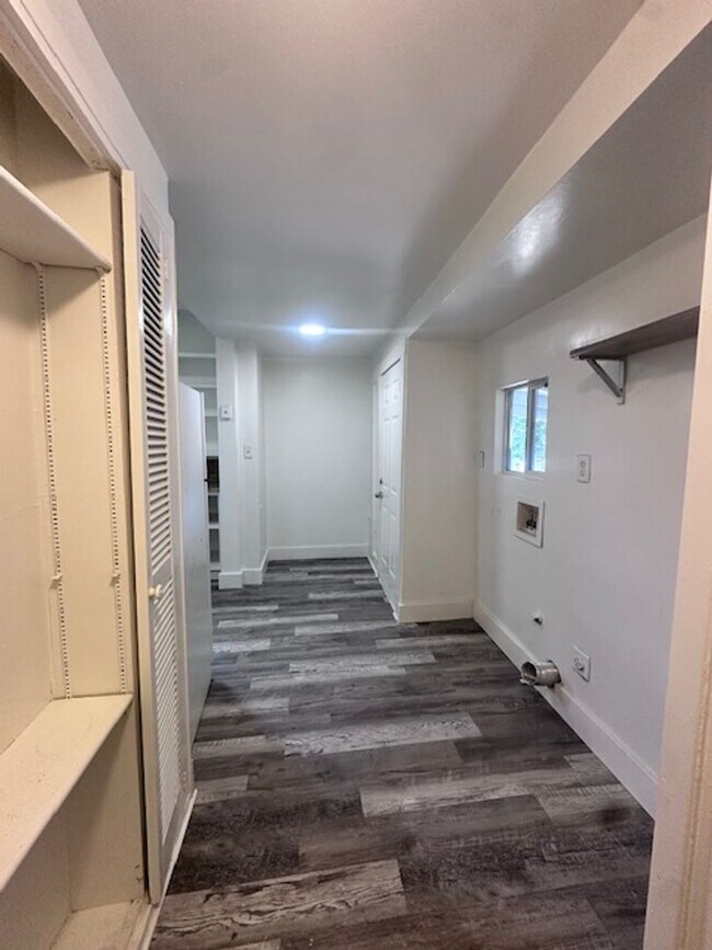 Building Photo - Charming 3 Bed / 1 Bath Home in the Heart of the Tower District