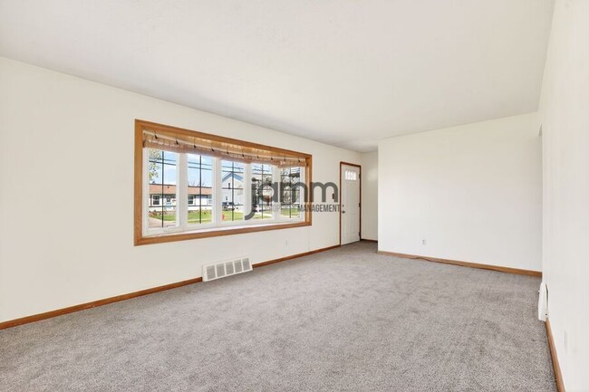 Building Photo - 16261 Remora Blvd