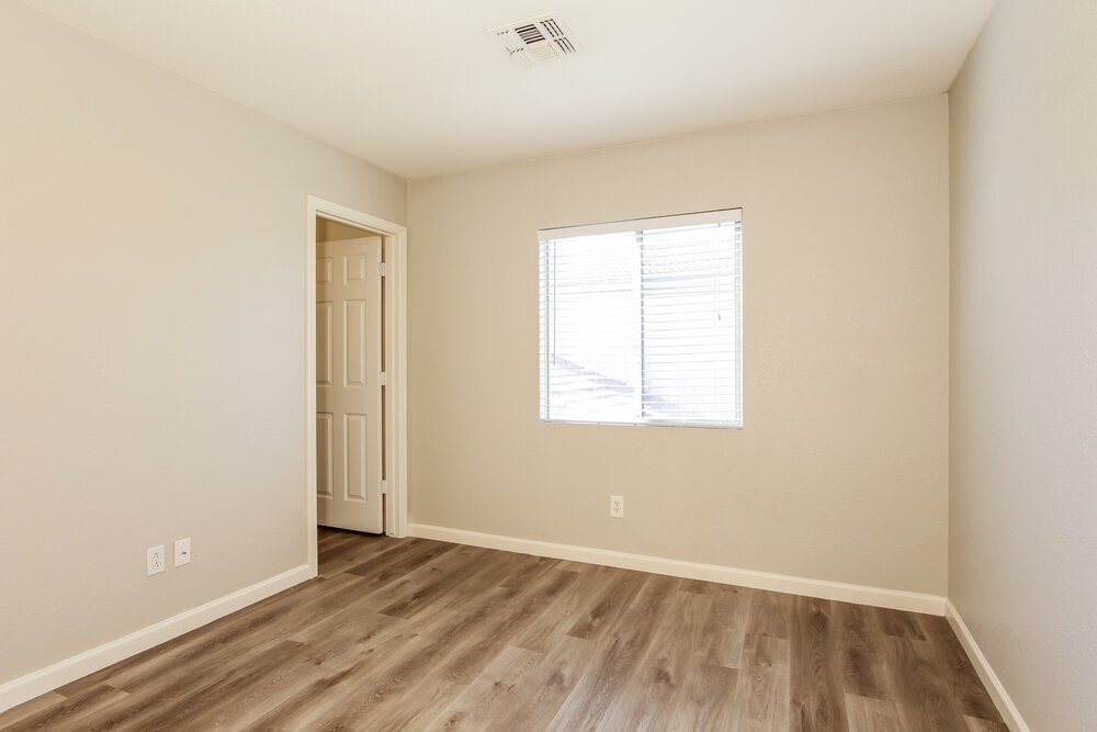 Building Photo - 8345 W Hughes Dr