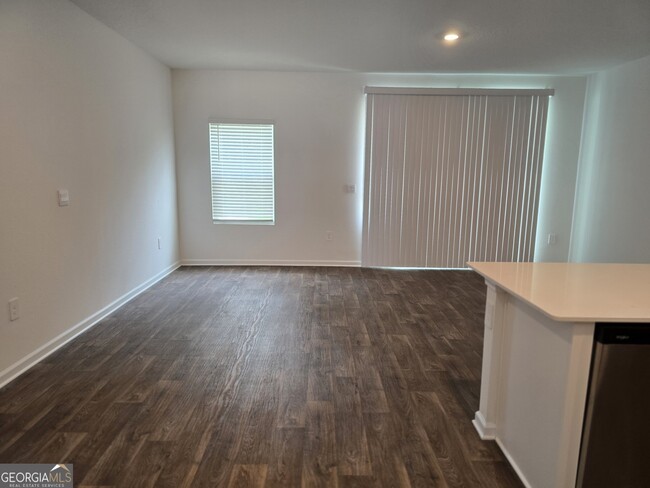 Building Photo - 118 Deep Bay Cir
