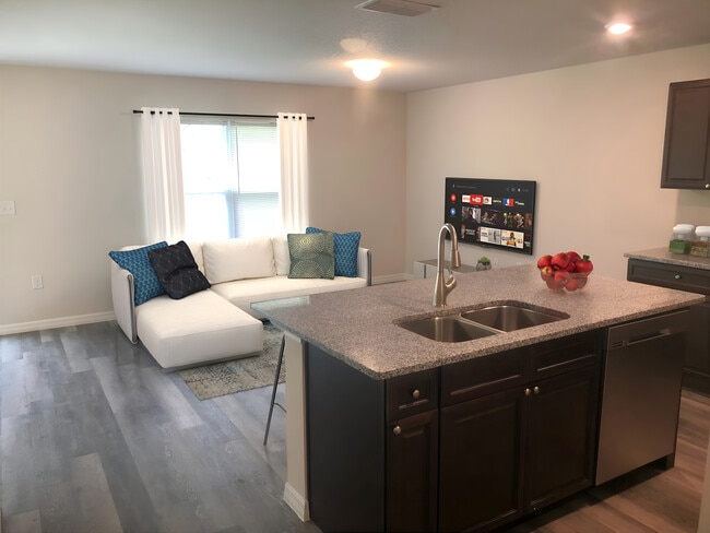 Building Photo - 39 Underwood Trl