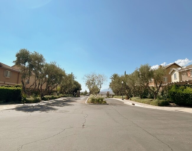 Building Photo - 5604 Altamura Way