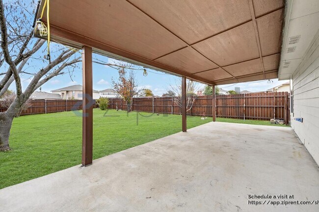 Building Photo - 6525 Meadow Way Ln