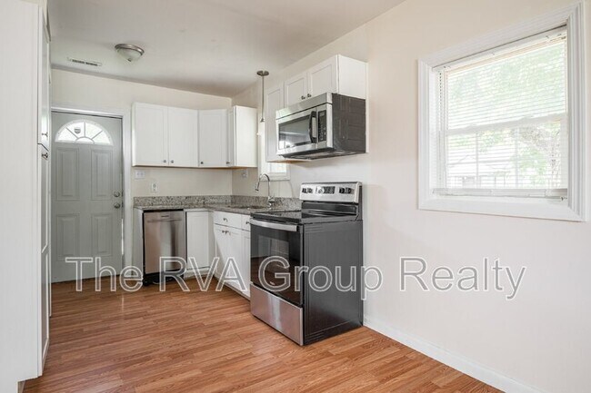 Building Photo - 1801 Keswick Avenue