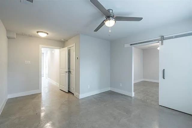 Building Photo - 1292 N Prairie Ave