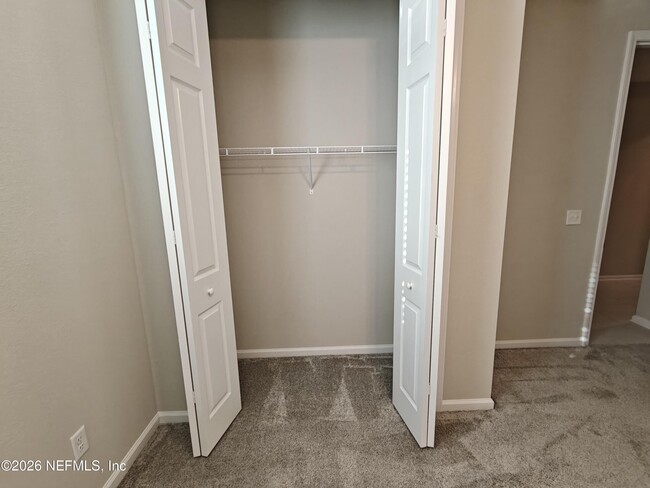 Building Photo - 1876 Amberly Dr