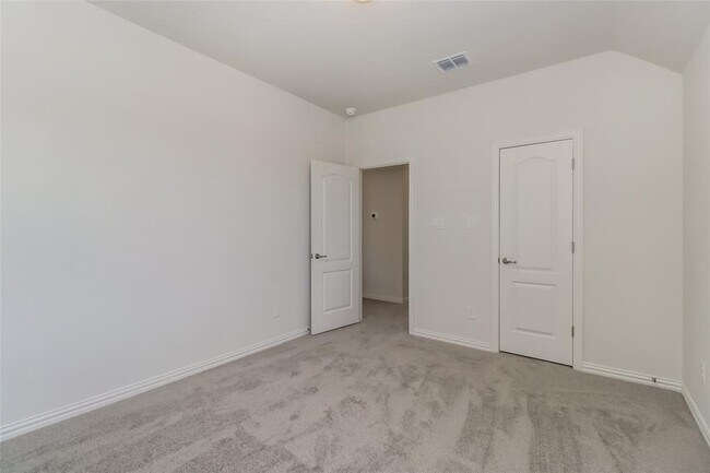 Building Photo - 530 Ansley Ct