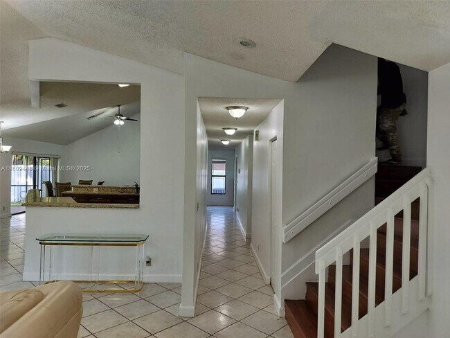 Building Photo - 10401 NW 18th Dr