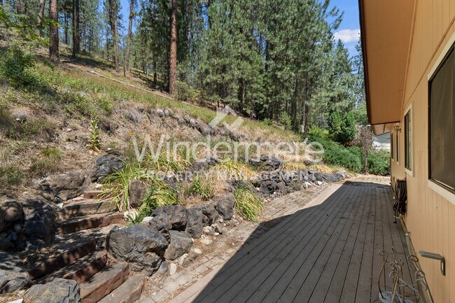 Building Photo - ***Coming Soon*** 4 Bed 3 Bath North Side Home nearly 2400 sq/ft Mead School District