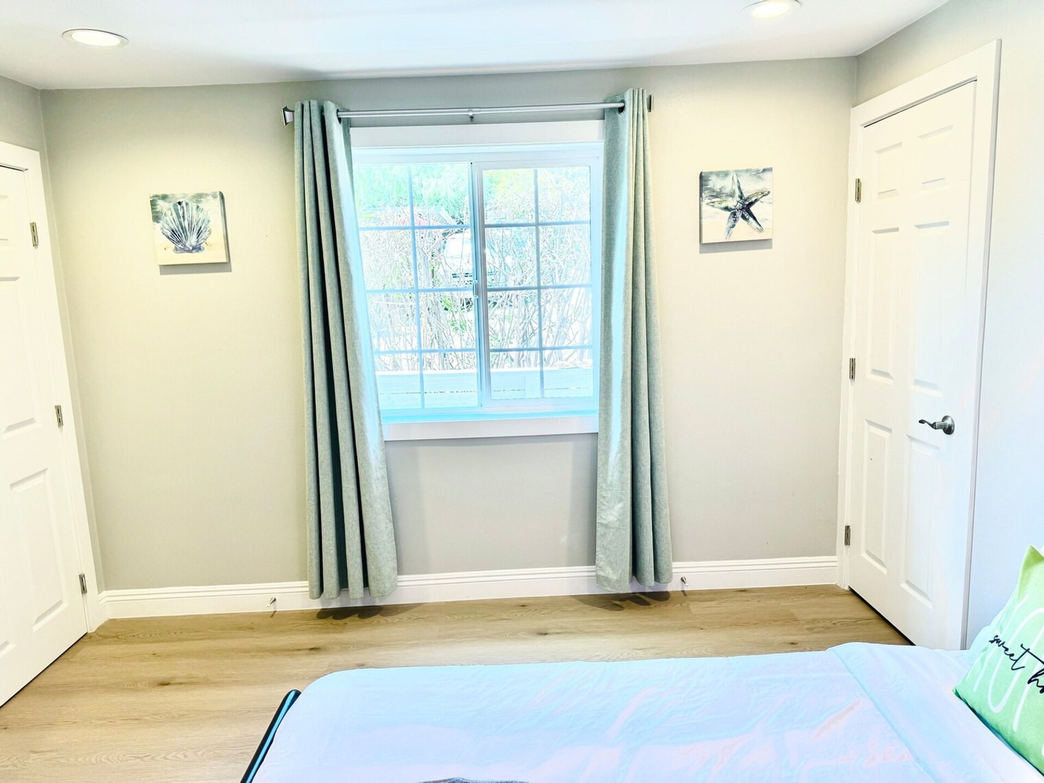 Building Photo - 3831 Rogers Rd