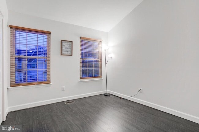 Building Photo - 5168 Ballycastle Cir