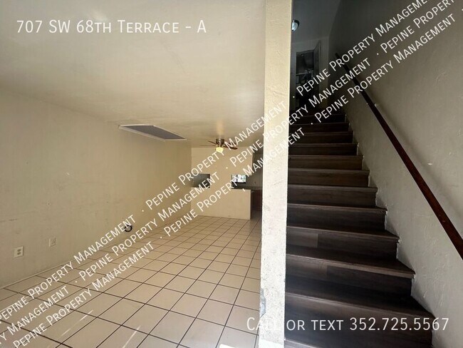 Building Photo - 707 SW 68th Terrace