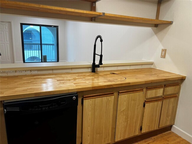 Building Photo - 18246 Mediterranean Blvd